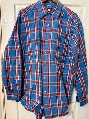 Faded Glory men's button down shirt